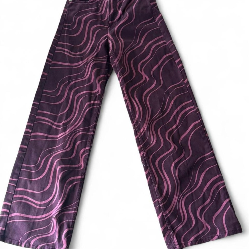 Purple and Pink Wavy Pattern Pants